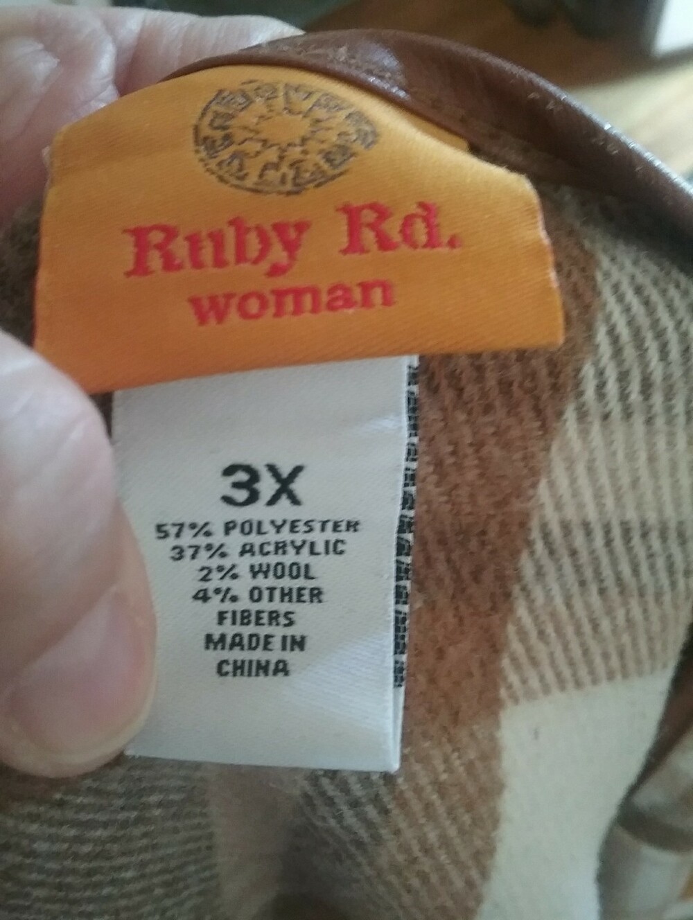 Ruby Rd. Women’s Plaid Zip-Front Coat in Brown and Cream - Picture 3 of 7